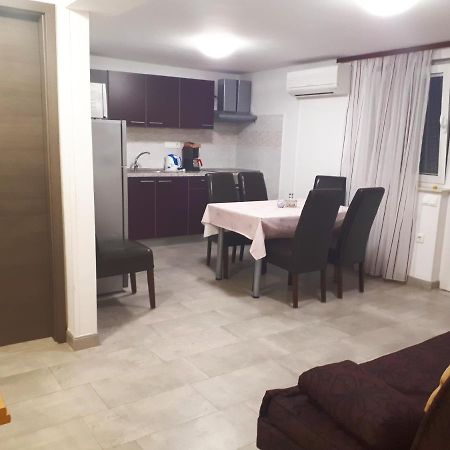 Blue Sky Residence Malinska Ngoại thất bức ảnh